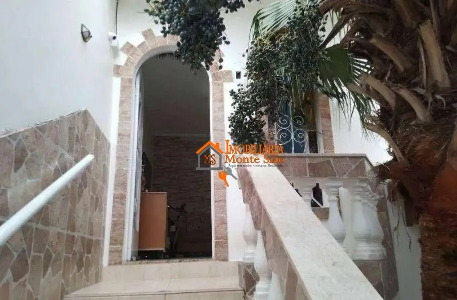 Imagem Casa com 3 dormitórios à venda, 140 m² por R$ 690.000,00 - Gopoúva - Guarulhos/SP