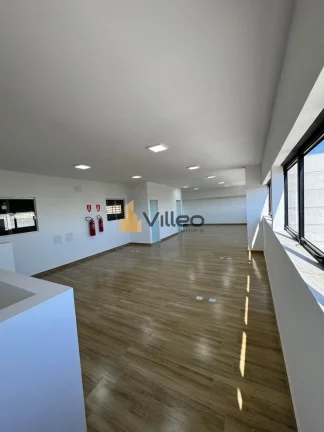 Imagem Oportunidade única para o seu negócio! Este galpão com área privativa de 747,5 m² está localiz...