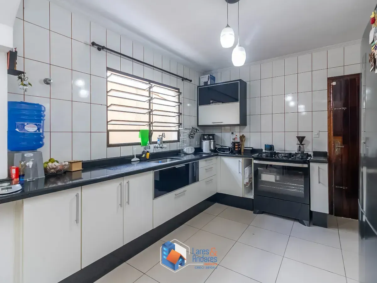 Imagem Sobrado para venda em Moinho Velho com 4 quartos, 206m²