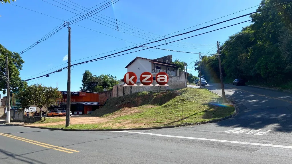 Imagem Terreno Comercial à Venda em Valinhos-SP no Jardim das Palmeiras com 342,00m² de Área