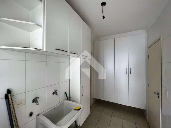 Imagem Casa de Condomínio em Chácara Santa Lúcia - Carapicuíba