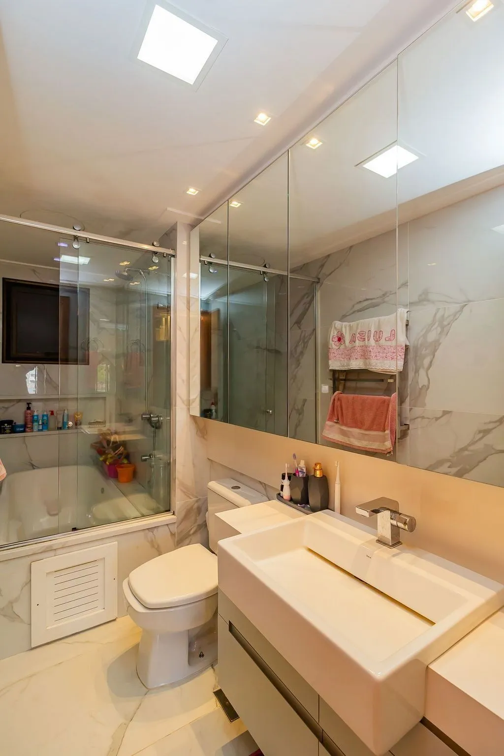 Imagem Apartamento 3 dorms à venda Rua Líbero Badaró