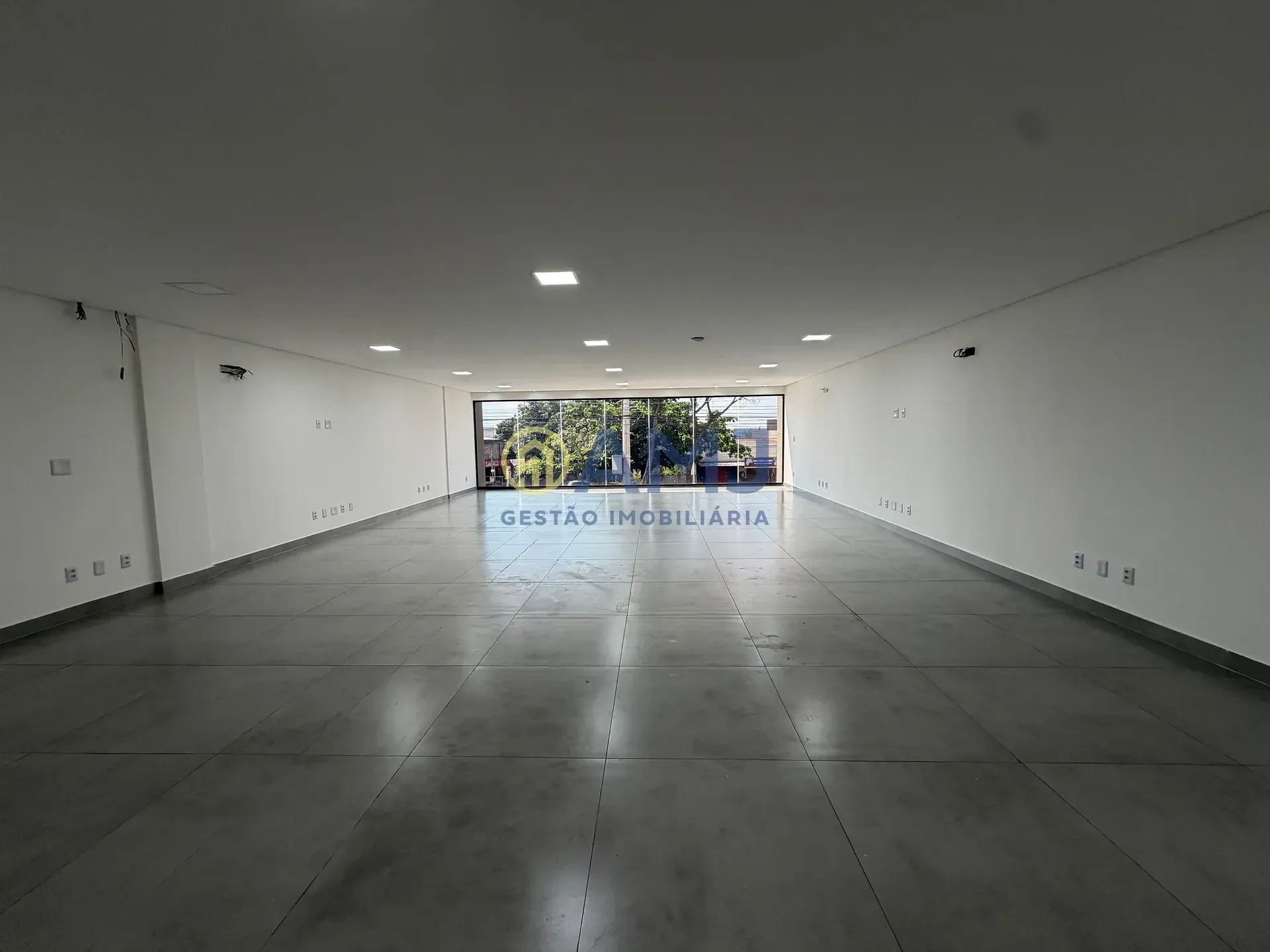 Imagem Sala Comercial para Locação - Galeria CICON | Jardim Atlântico