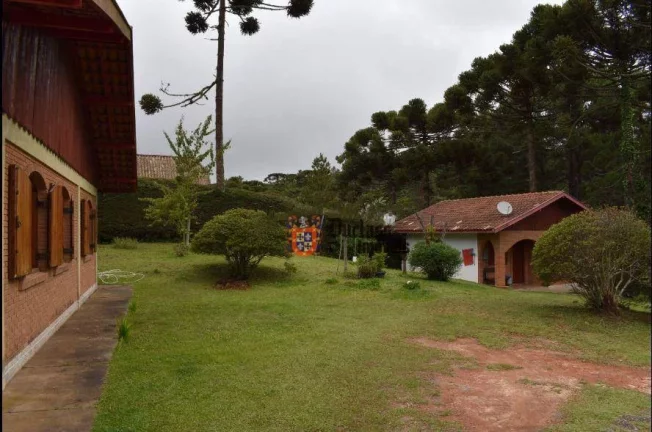 Imagem Chácara com 3 dormitórios à venda, 1500 m² por R$ 930.000,00 - Alto da Boa Vista - Campos do Jordão/SP