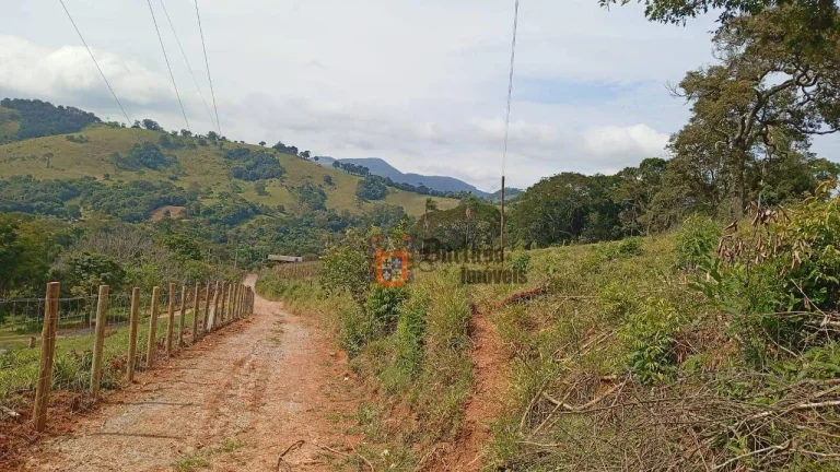 Foto do imóvel Terreno à venda, 4750 m² por R$ 350.000,00 - Salto Do Meio - Extrema/MG