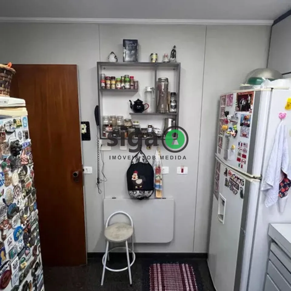 Imagem Apartamento à venda com 240m², 3 quartos e 3 vagas na Vila Mariana