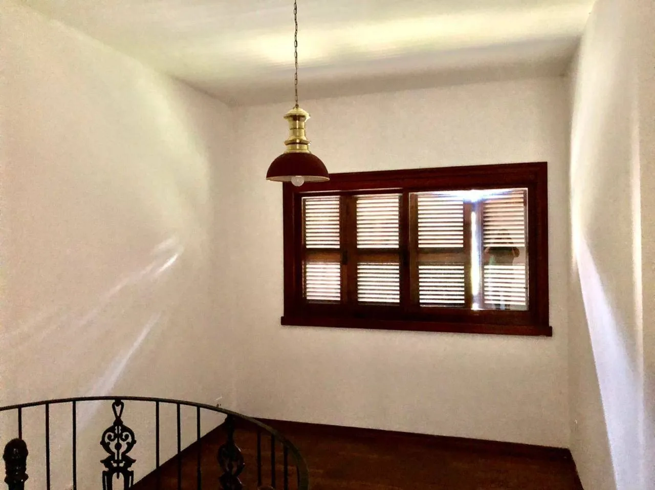 Imagem Casa de esquina semi-térrea, 429 m² - Alphaville 01 - Barueri/SP
