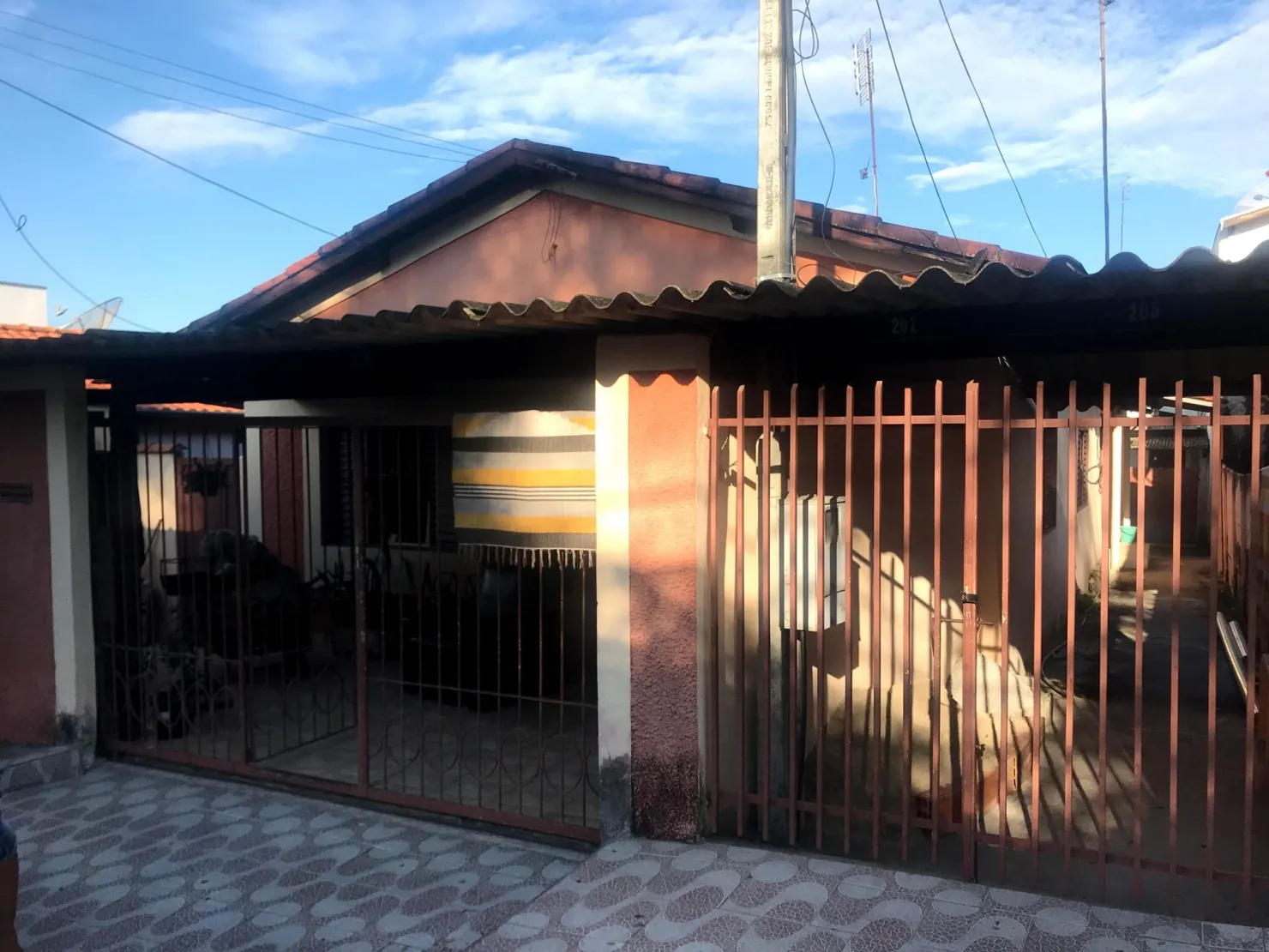 Foto do imóvel Casa à venda 4 Quartos, 1 Vaga, 300M², Residencial Ouro Verde, Pindamonhangaba - SP