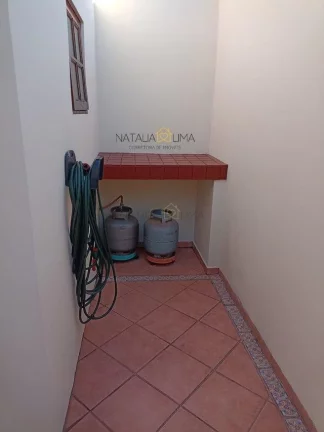 Imagem Casa com 3 dormitórios a venda no Morumbi Sul, próximo ao Shopping e Metrô Campo Limpo. 