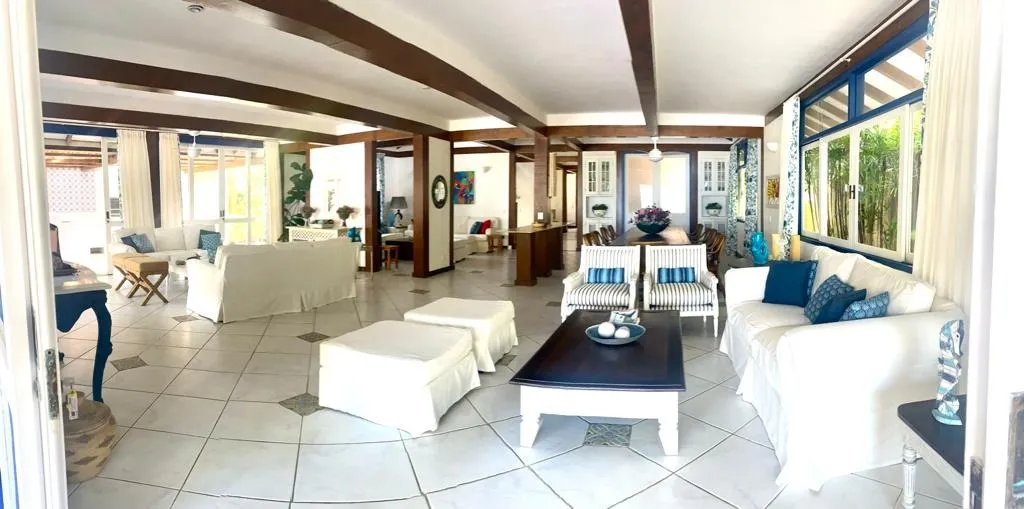Imagem Belíssima Casa de 900m², Localizada no residencial Pé na Areia no Litoral! Cibratel II, Itanhaém - SP.