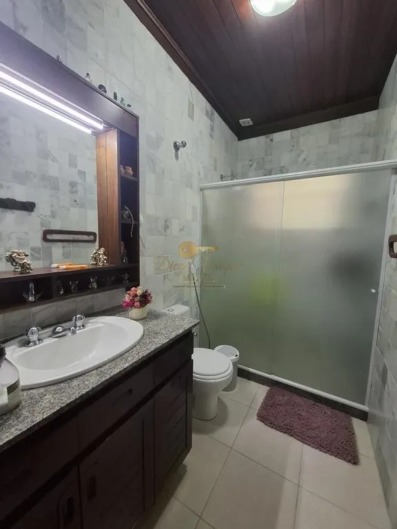 Imagem Casa em Condomínio para Venda em Teresópolis / RJ no bairro Green Valley