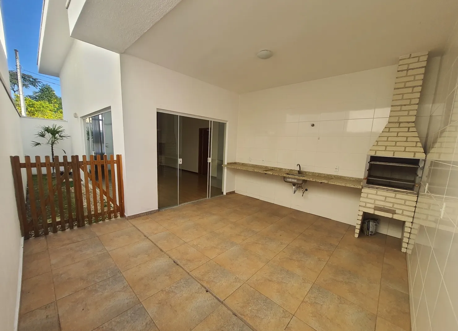 Imagem Casa à venda e locação 3 Quartos, 1 Suite, 2 Vagas, 258M², Condomínio Moema Ville, Pindamonhangaba - SP