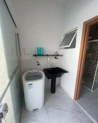 Imagem Casa com piscina e mobiliada para Venda em Guaratuba(Nereidas). 250m do mar, terreno, ótima localização!