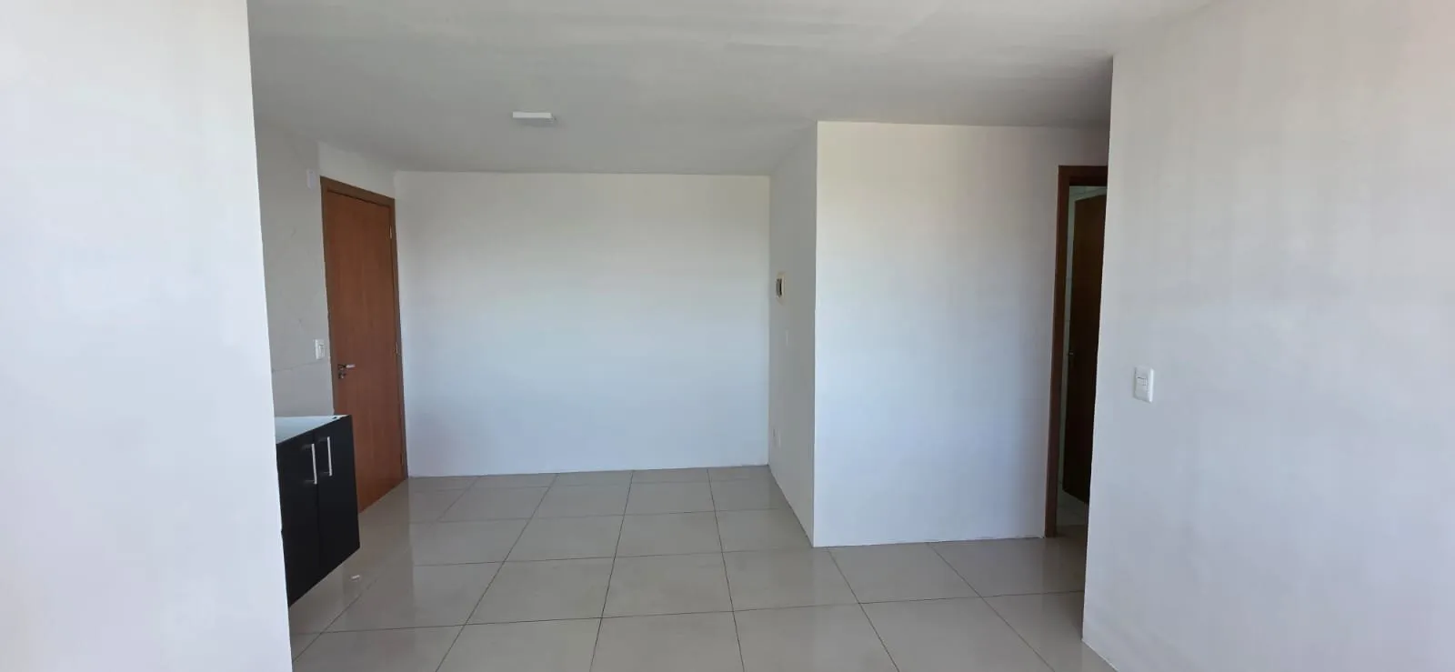 Imagem APARTAMENTO SEMIMOBILIADO À VENDA EM CANOAS