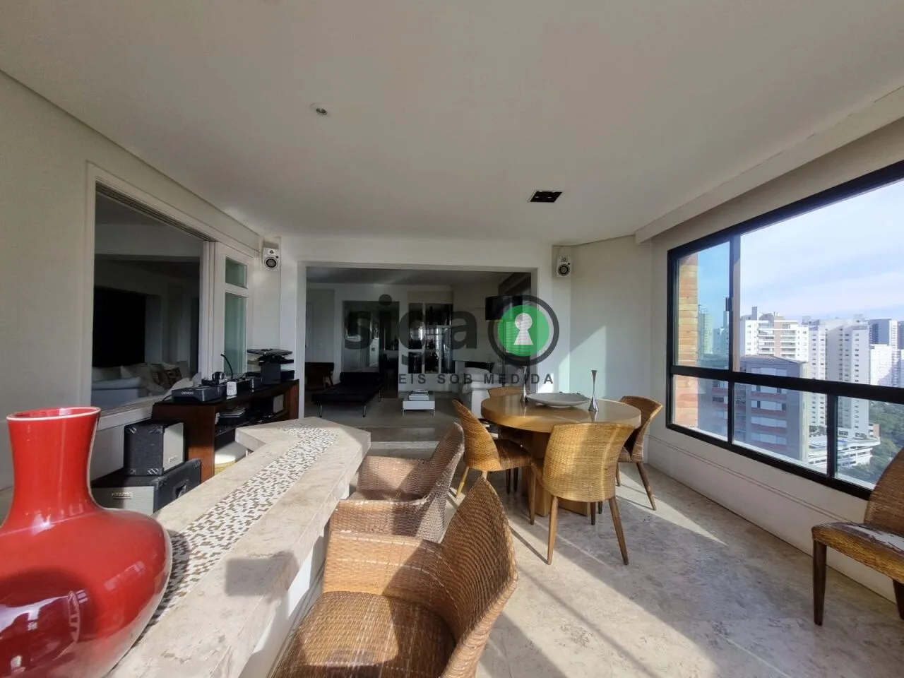 Imagem VENDE MORUMBI - 260 METROS COM 3 suítes