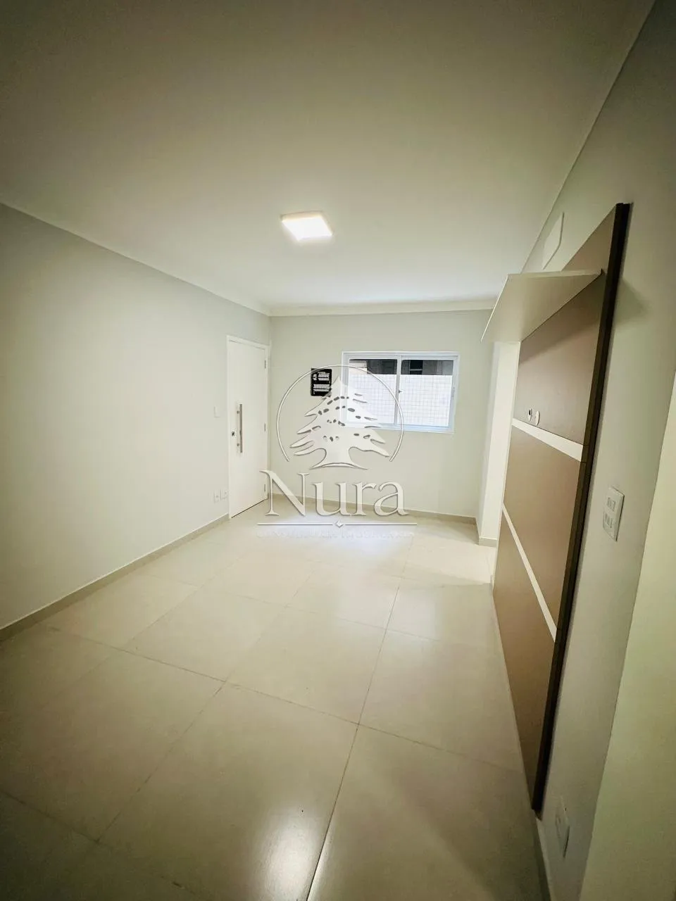 Imagem Apartamento de 2 quartos, 63m² no bairro Ponta da Praia, em Santos