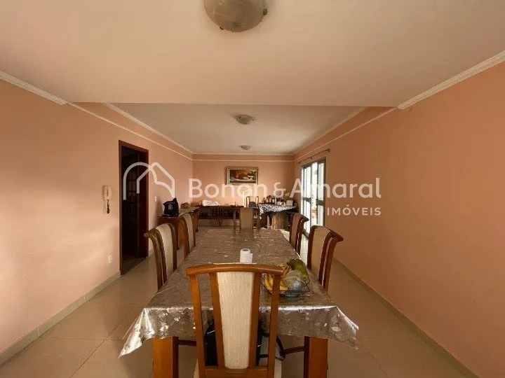 Imagem Sobrado à Venda 3 Quartos e Suíte Master no Parque das Flores