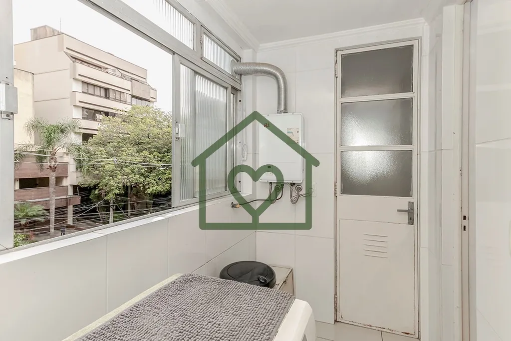 Imagem Apartamento à venda no bairro Auxiliadora, Localizado na rua Silva Jardim, próximo da Av 24 de Out...