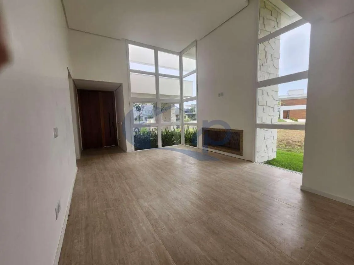 Imagem Casa a venda com 4 suites no Engenho Velho em Torres/RS