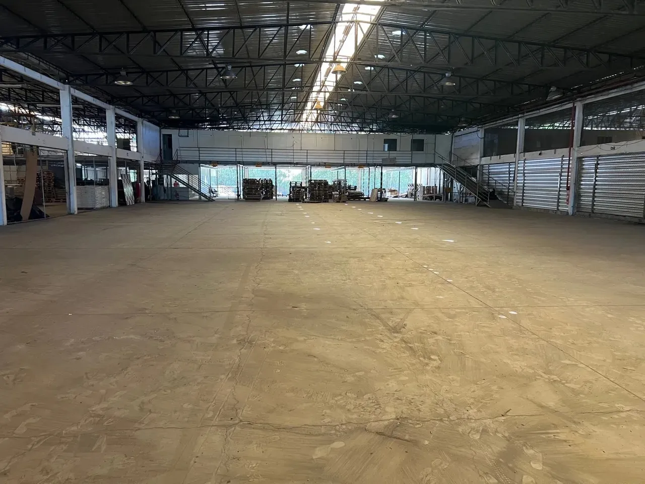 Imagem Galpão Comercial/Industrial de 2200m² Localizado no Itaquari Cariacica - ES!