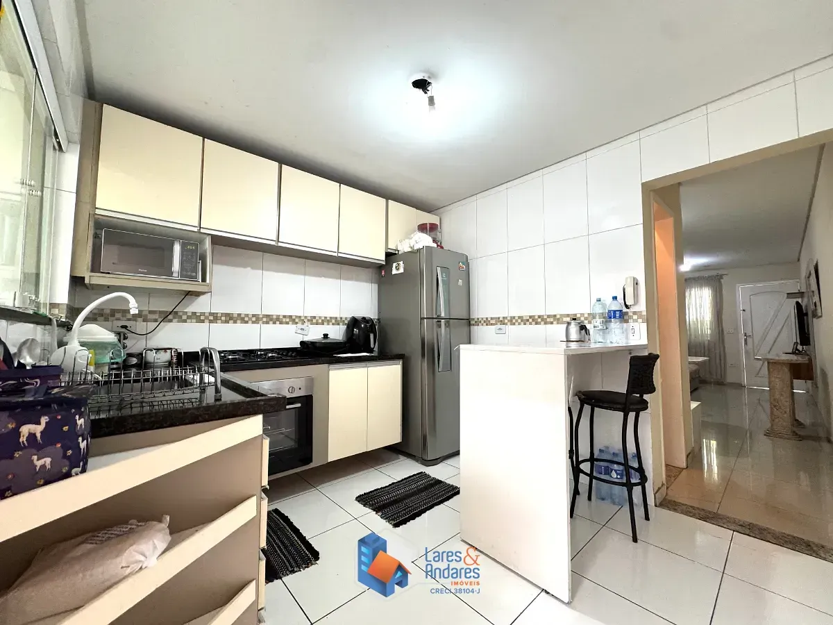 Imagem Sobrado para venda em Sapopemba com 3 quartos, sendo 3 suítes, 90m²