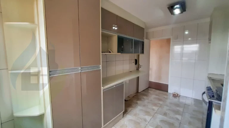 Imagem Apartamento de 2 dormitórios, 1 banheiro, 1 vaga, com 70m² em Centro, São Bernardo do Campo