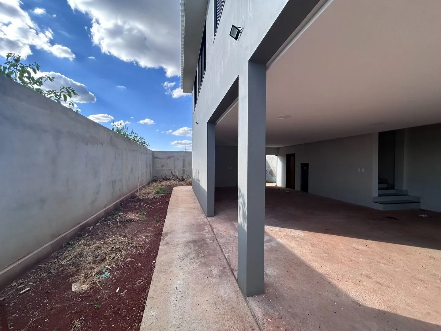 Imagem Casa com 1 dormitório à venda, 140 m² por R$ 475.000,00 - Afonso Queiroz - Patos de Minas/MG