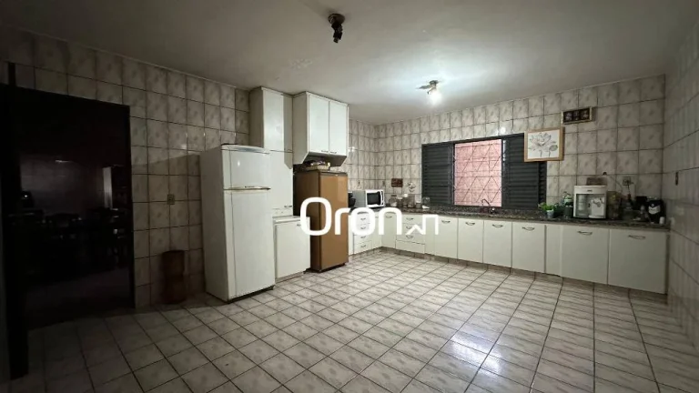 Imagem Casa à venda, 191 m² por R$ 710.000,00 - Santa Genoveva - Goiânia/GO