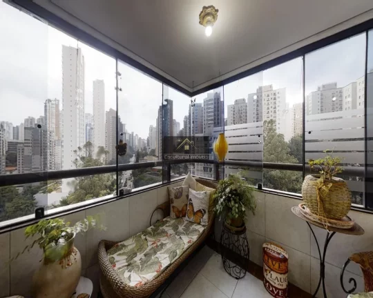 Imagem APARTAMENTO VILA ANDRADE 130,00 M 3 DORMITÓRIOS SENDO 1 SUÍTE LAVABO SALA 3 AMBIENTES VARANDA ANDAR ALTO ENSOLARADO 3 VAGAS COBERTAS LAZER SEGURANÇA