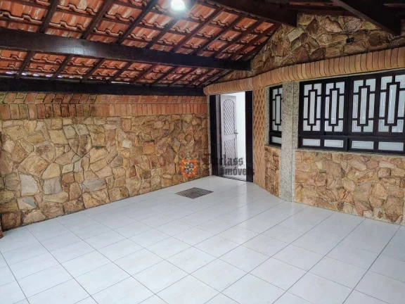 Imagem Casa com 2 dormitórios à venda por R$ 530.000,00 - Tupi - Praia Grande/SP
