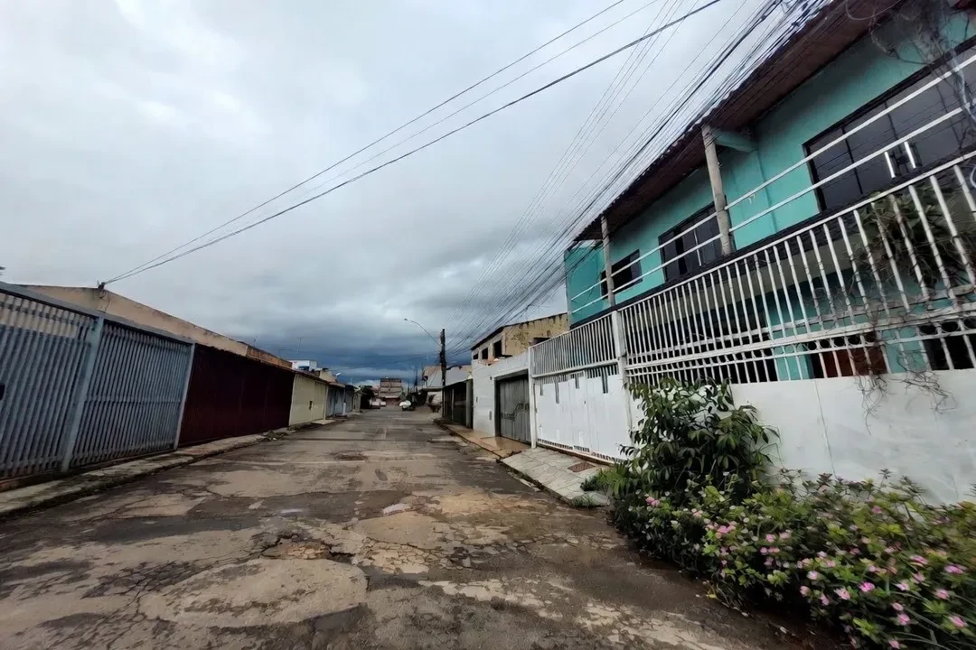 Foto do imóvel: Sobrado com 4 Quartos à Venda, 150 metros em Ceilândia Sul - Brasília