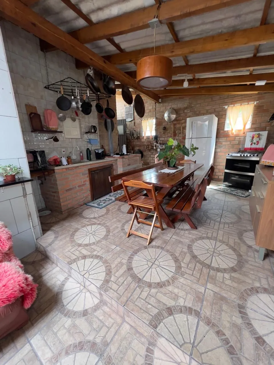 Imagem Ampla casa no Bairro Restinga 4 Dormitórios sendo um suíte