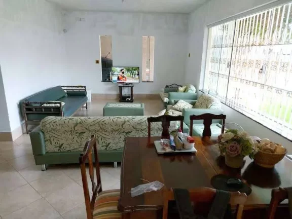Imagem SOBRADO LADO PRAIA COM 6 SUITES PERTINHO DA PRAIA COM PISCINA