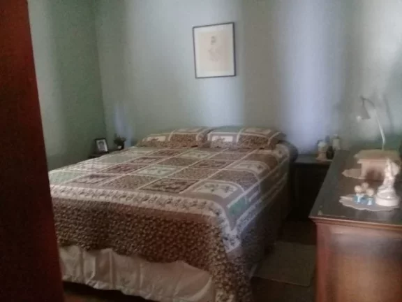 Imagem Excelente Casa com 350m², Condomínio Fechado, situado em Viamão.