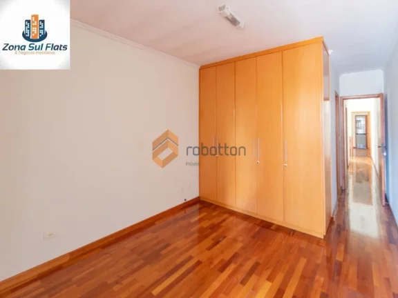 Imagem Casa Para Locação Na Saúde Com 3 Suítes e 2 Vagas