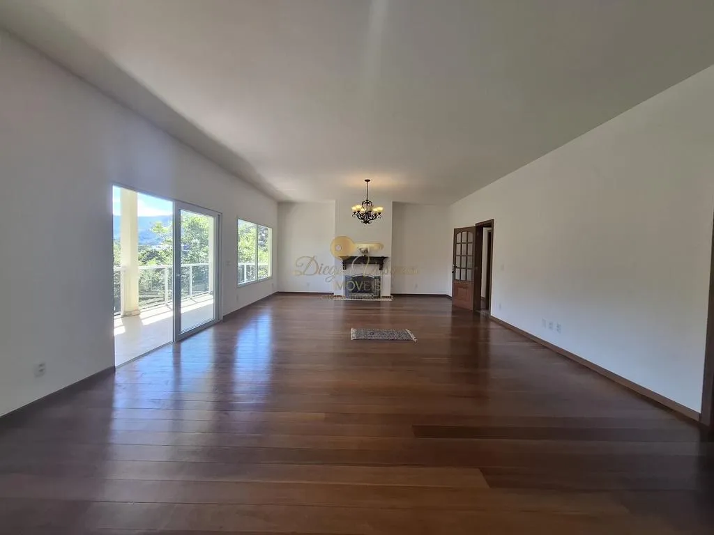 Imagem Casa para Venda em Teresópolis / RJ no bairro Green Valley