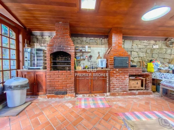 Imagem Casa à venda, 177 m² por R$ 1.370.000,00 - Granja Guarani - Teresópolis/RJ