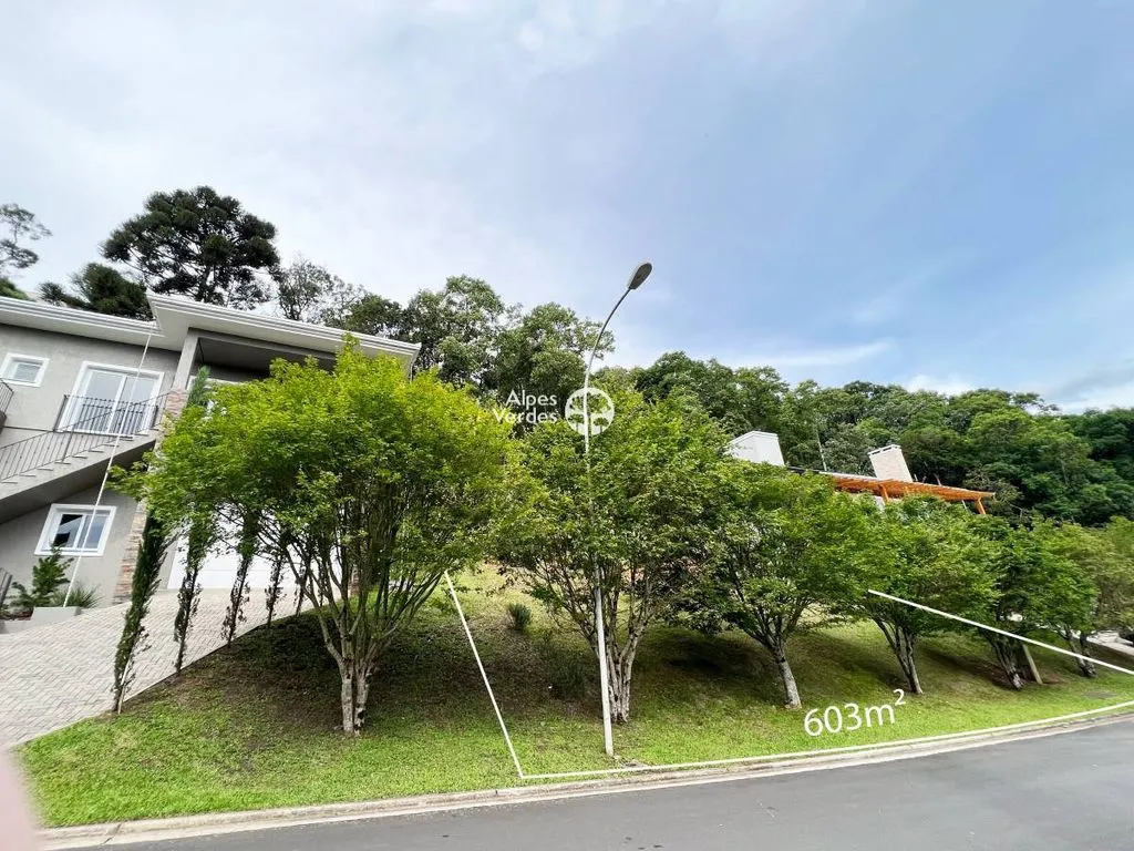 Imagem Vende-se terreno prox ao centro de Gramado-603m2- Valor R$ 1.309.098,12