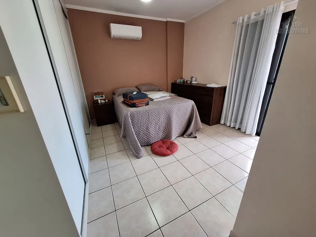 Imagem Apartamento 3 dormitórios sendo 1 suíte frente rua no bairro Guilhermina