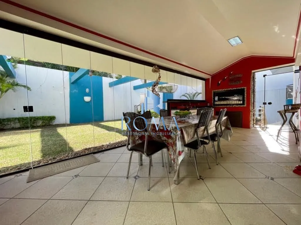 Imagem Casa 6 dormitórios à venda Nossa Senhora de Lourdes Santa Maria/RS