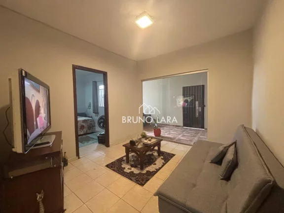 Imagem Casa com ponto comercial à venda no bairro Jardim das Roseiras - Igarapé/MG.