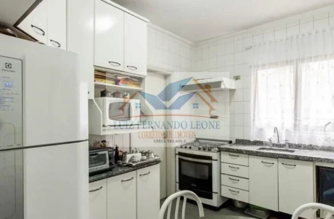Imagem Apartamento à Venda, 120 m², 4 dormitórios sendo 1 suíte e 3 vagas. - Perdizes