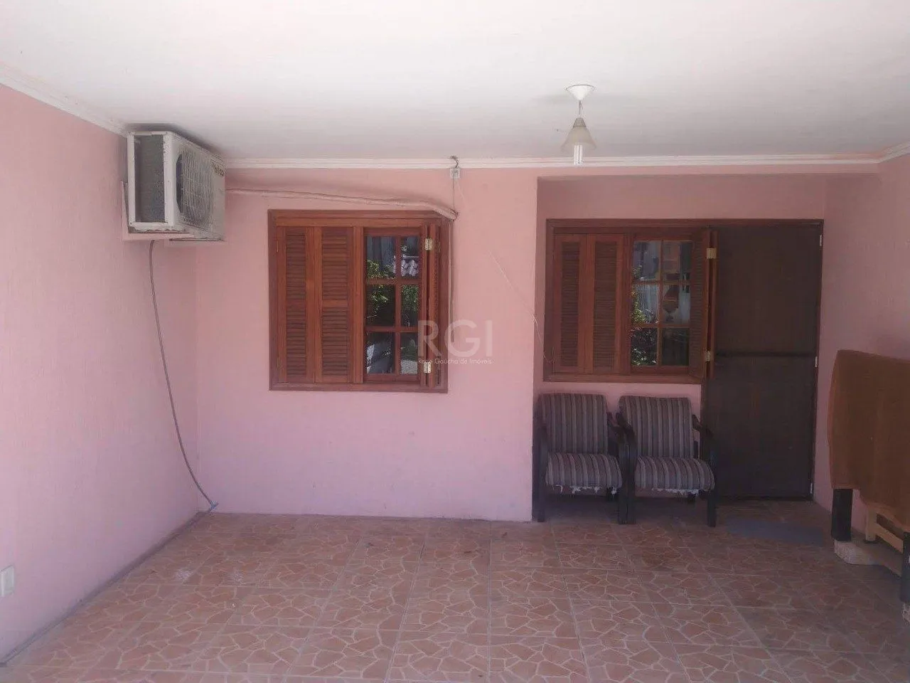 Imagem Casa, 2 dormitórios, 2 banheiros, 2 vagas de garagem, Aberta dos Morros Poa/RS