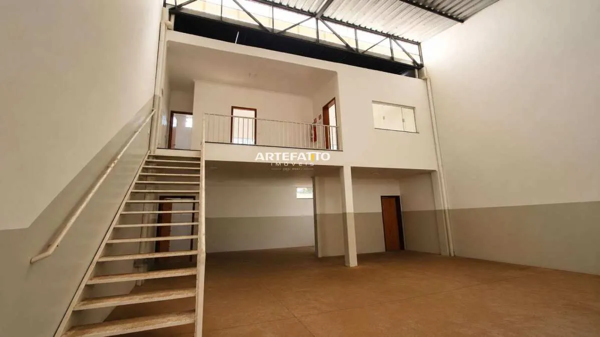 Imagem Barracão à venda em Franca, Parque Santa Hilda, 405m2