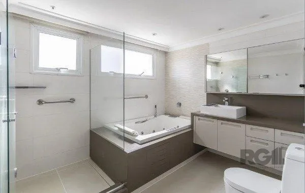 Imagem Apartamento com 3 Suítes e 3 Vagas Próximo à Praça da Encol - 200m² - Bela Vista