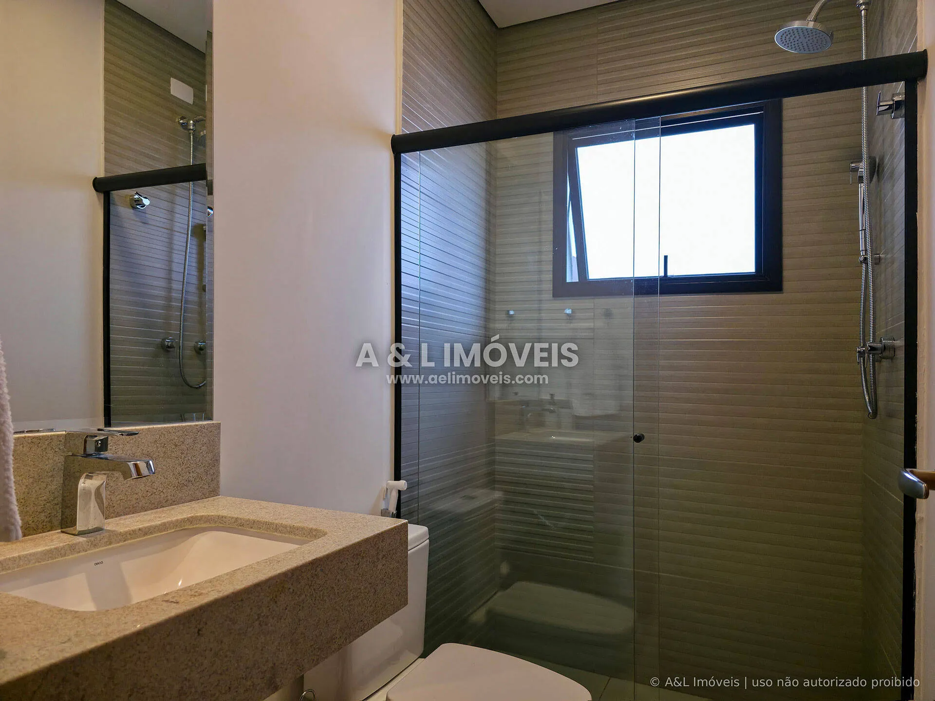Imagem Casa em Condomínio | Campos do Jordão | 4 Suítes e Porteira Fechada