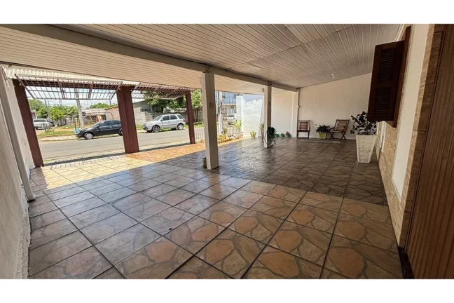 Imagem Casa para venda no bairro Guajuviras em Canoas