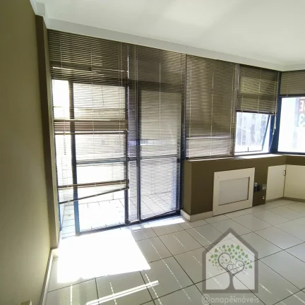 Imagem Sala comercial à venda no bairro Centro - Florianópolis/SC