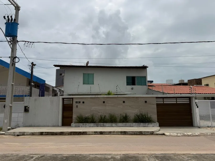 Imagem Magnífica casa em Camboinha, a 100m do mar!