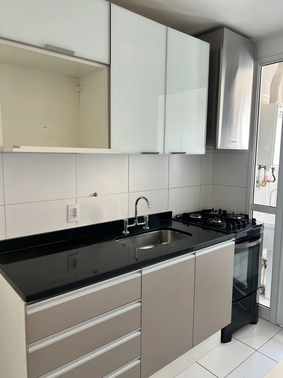 Imagem Apartamento para venda em Vila Anastácio com 2 quartos, sendo 1 suíte, 70m2